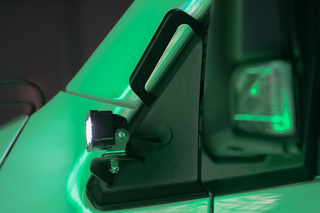 A-PILLAR GRAB HANDLE LIGHT MOUNT - SPRINTER (2019-UP) by VAN COMPASS